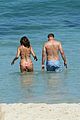 kate walsh packs on the pda with boyfriend andrew nixon at the beach 24
