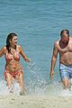 kate walsh packs on the pda with boyfriend andrew nixon at the beach 26