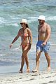 kate walsh packs on the pda with boyfriend andrew nixon at the beach 49