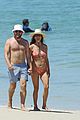 kate walsh packs on the pda with boyfriend andrew nixon at the beach 53