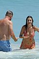 kate walsh packs on the pda with boyfriend andrew nixon at the beach 60