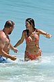 kate walsh packs on the pda with boyfriend andrew nixon at the beach 62