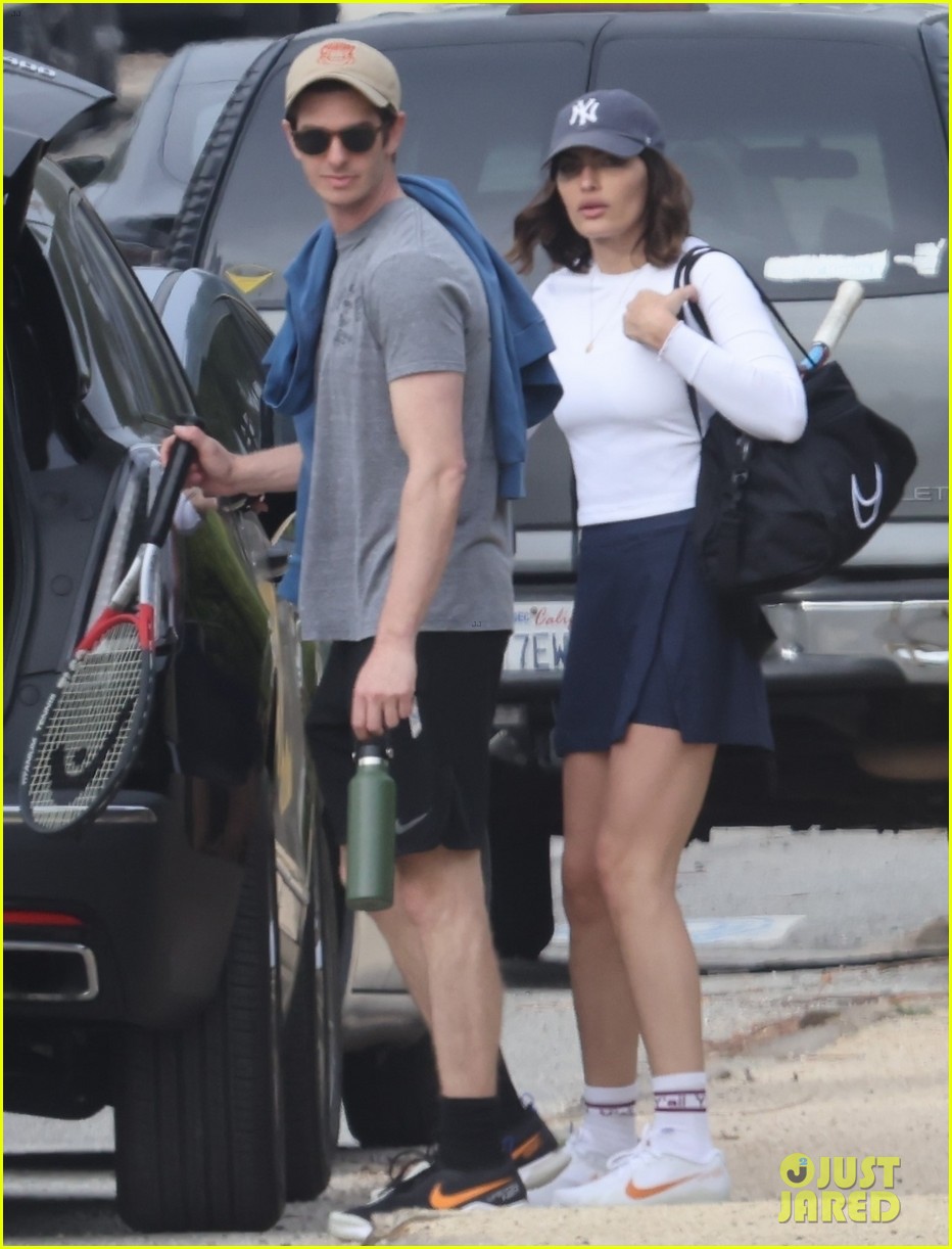 Andrew Garfield & Girlfriend Alyssa Miller Play Tennis Together in