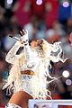 mary j blige shimmering outfit for super bowl halftime show 2022 19