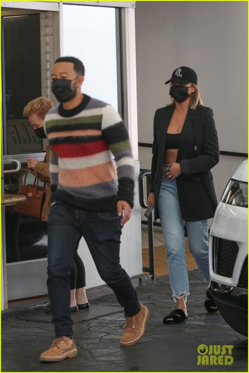 Chrissy Teigen & John Legend Go Out for a Valentine's Day Breakfast in