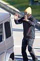 chris hemsworth shoots at helicopter extraction 2 41