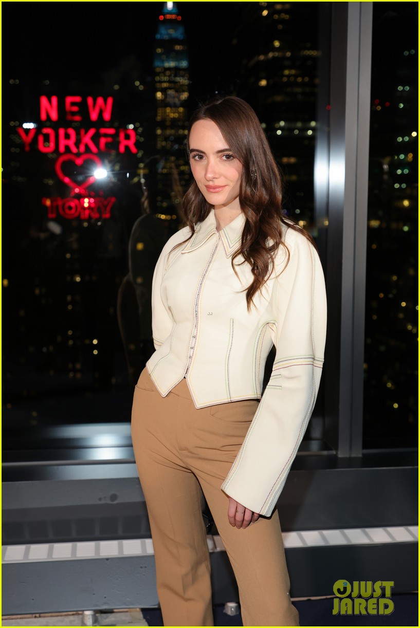 Katie Holmes, Uma Thurman, & More Step Out for Tory Burch's NYFW Show