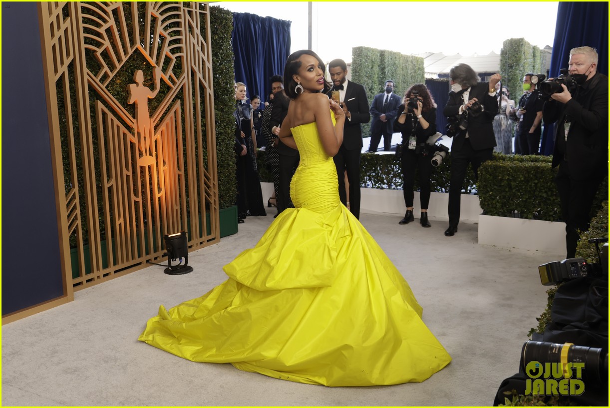 Kerry Washington Dazzles In Yellow At The Sag Awards 2022 Photo