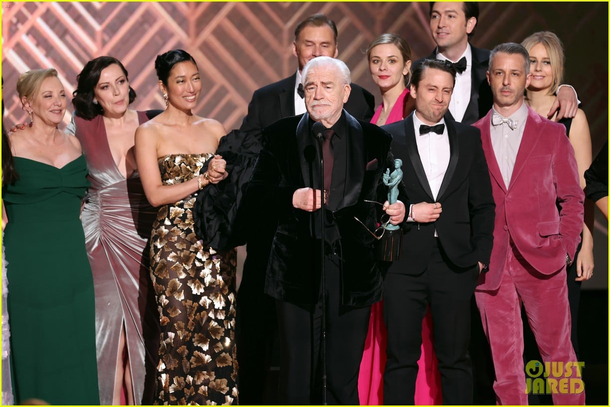 'Succession' Stars Kieran Culkin & J. Smith Cameron Celebrate SAG Award