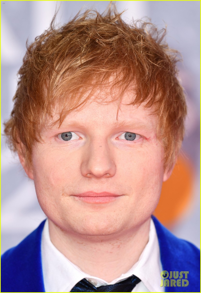 Ed Sheeran Rocks on a Blue Suit on the Brit Awards 2022 Red Carpet: Photo  4700939 | 2022 Brit Awards, brit awards, Ed Sheeran Pictures | Just Jared