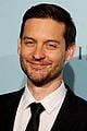 tobey maguire ex dating pro surfer 01