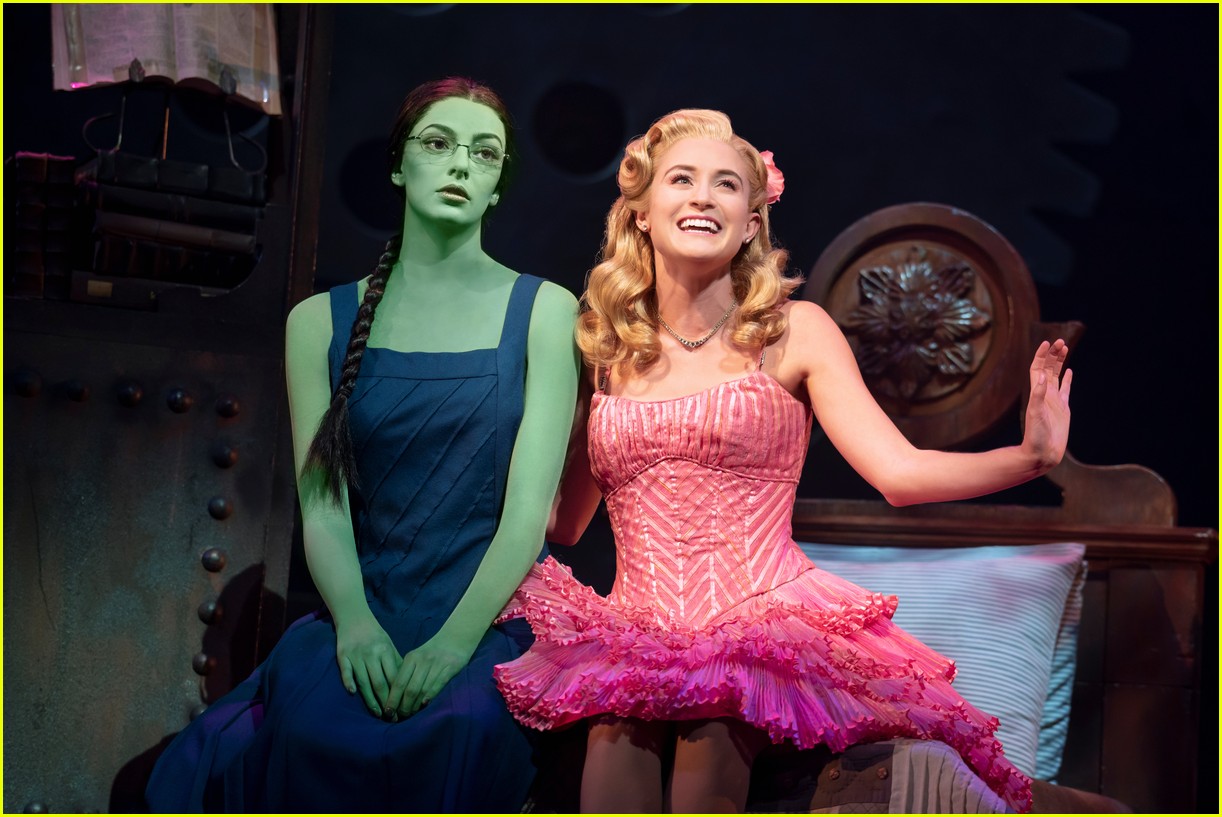 wicked on tour stars 014702490