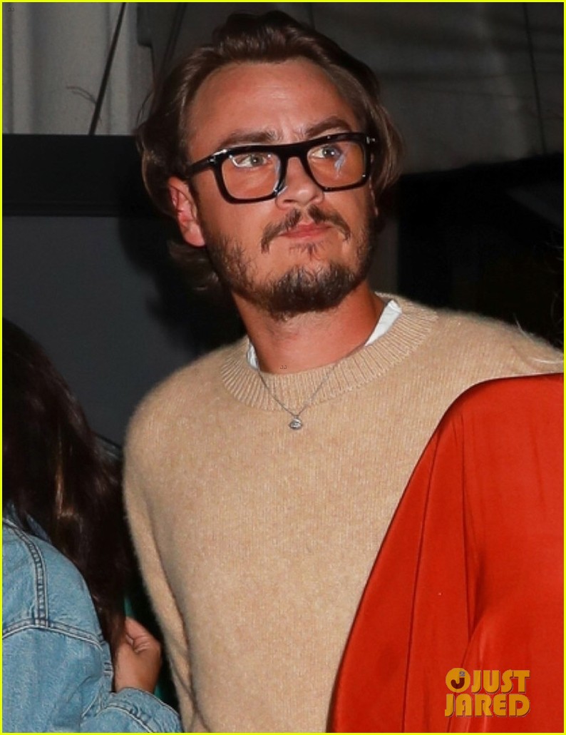 Pamela Anderson Enjoys Dinner at Craig's with Son Brandon Thomas Lee ...