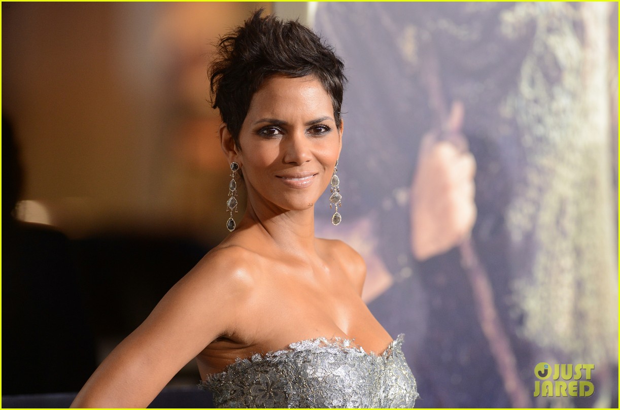 Halle Berry Reflects on Her Historic Oscars Win 20 Years Later 'I Will