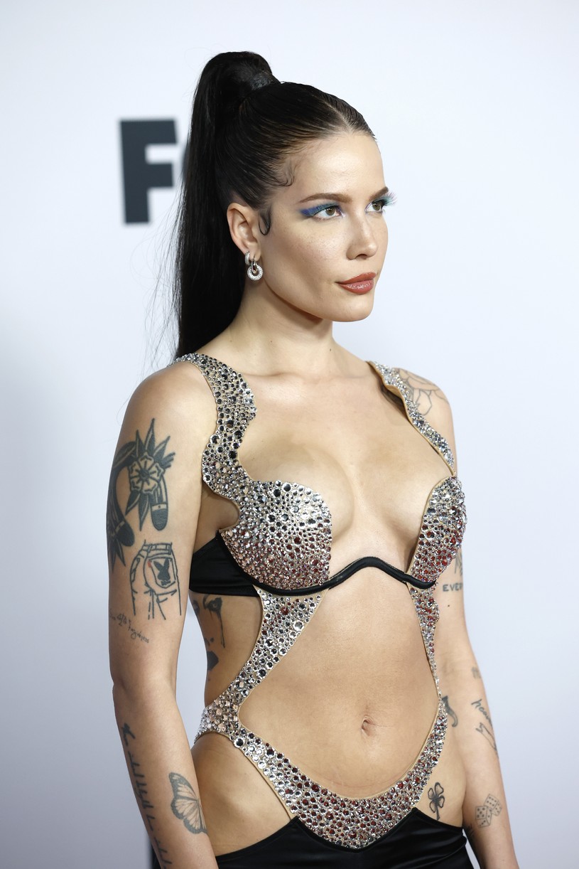 halsey barely there look more stars iheart radio music awards 434726748