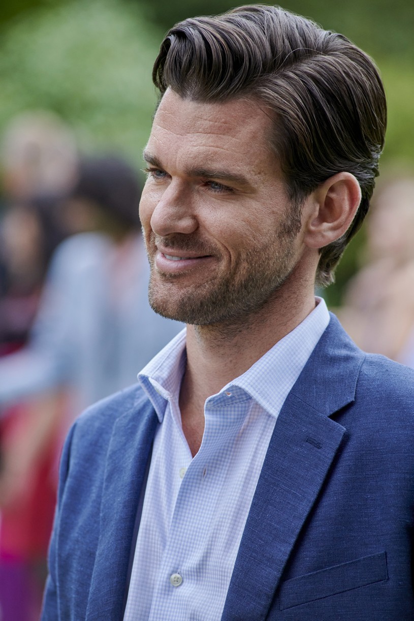 Photo kayla wallace kevin mcgarry feeling butterflies stills 02 Photo 4721253 Just Jared