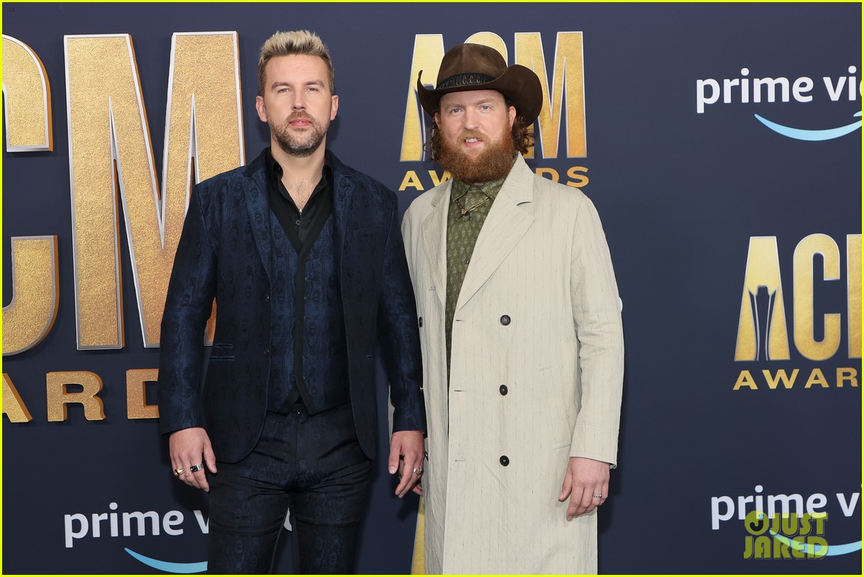 Brothers Osborne Win at ACM Awards 2022, TJ Sends Love to Boyfriend Abi