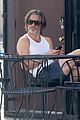 chris pine spotted in tank top and shorts 05