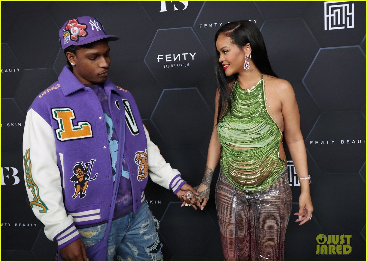 Rihanna Explains How Far Along She Is In Her Pregnancy Reveals Which