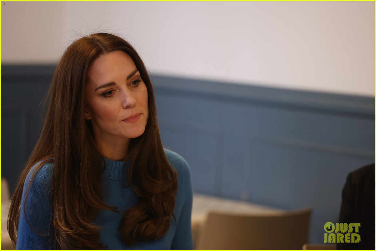 Prince William & Kate Middleton Visit Ukrainian Cultural Centre Amid