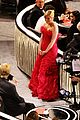 amy schumer kirsten dunst moment at oscars 01
