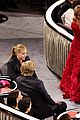 amy schumer kirsten dunst moment at oscars 04
