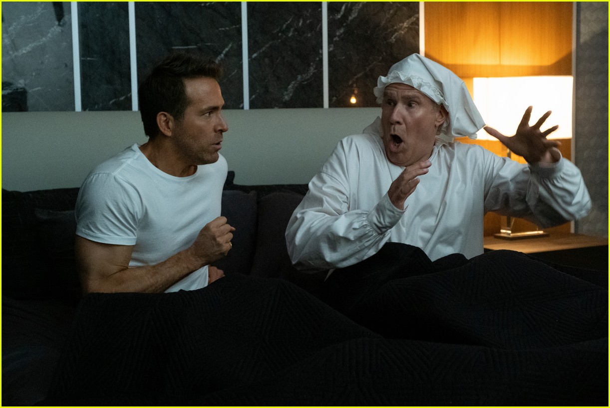 Apple Reveals First Look at Ryan Reynolds & Will Ferrell in 'Christmas