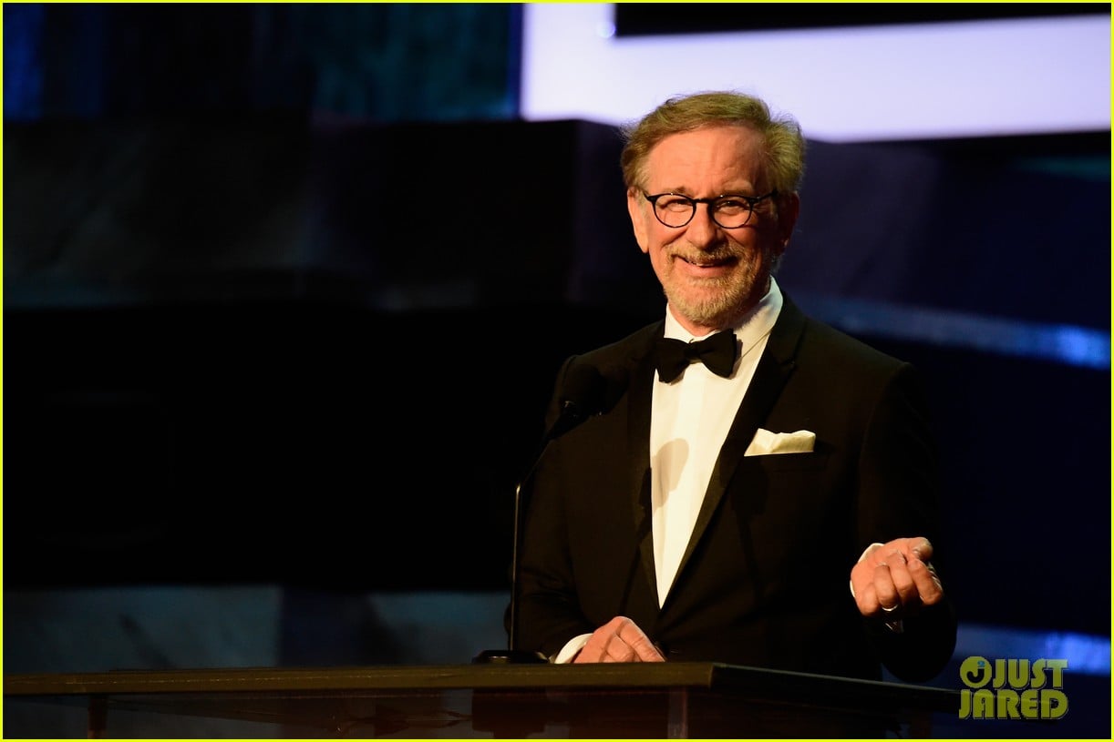 Steven Spielberg 'Disagrees' with the Oscar's Decision to Award 8
