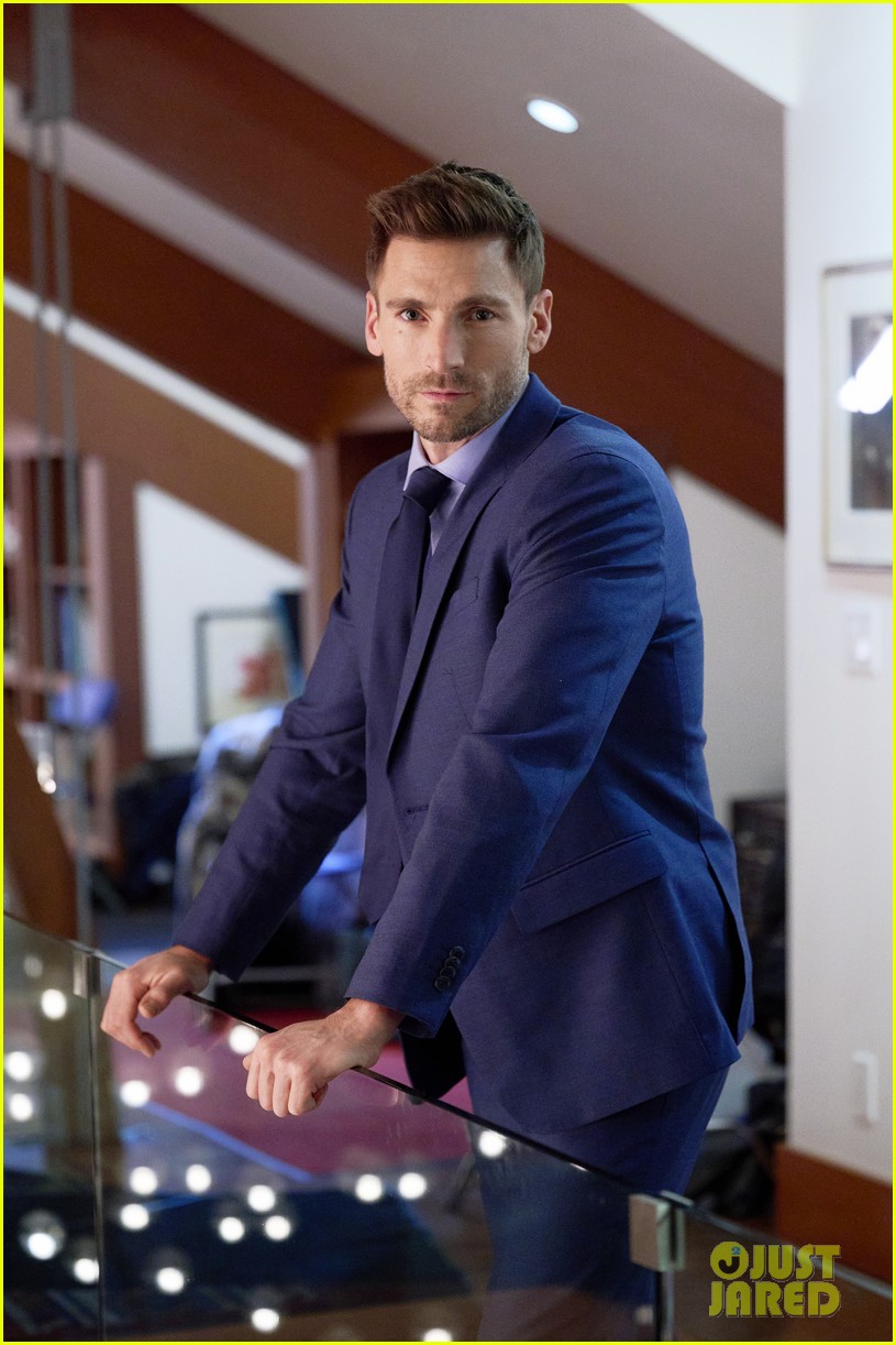 Andrew Walker Binged 'Mare of Easttown' & 'True Detective' To Prepare