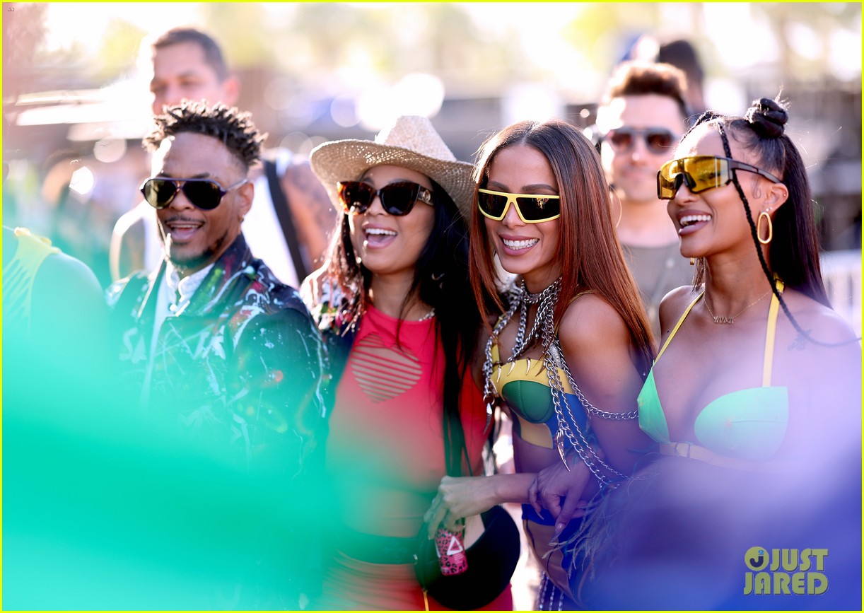 Photo anitta weekend two coachella kiss new outfit pics 35 Photo