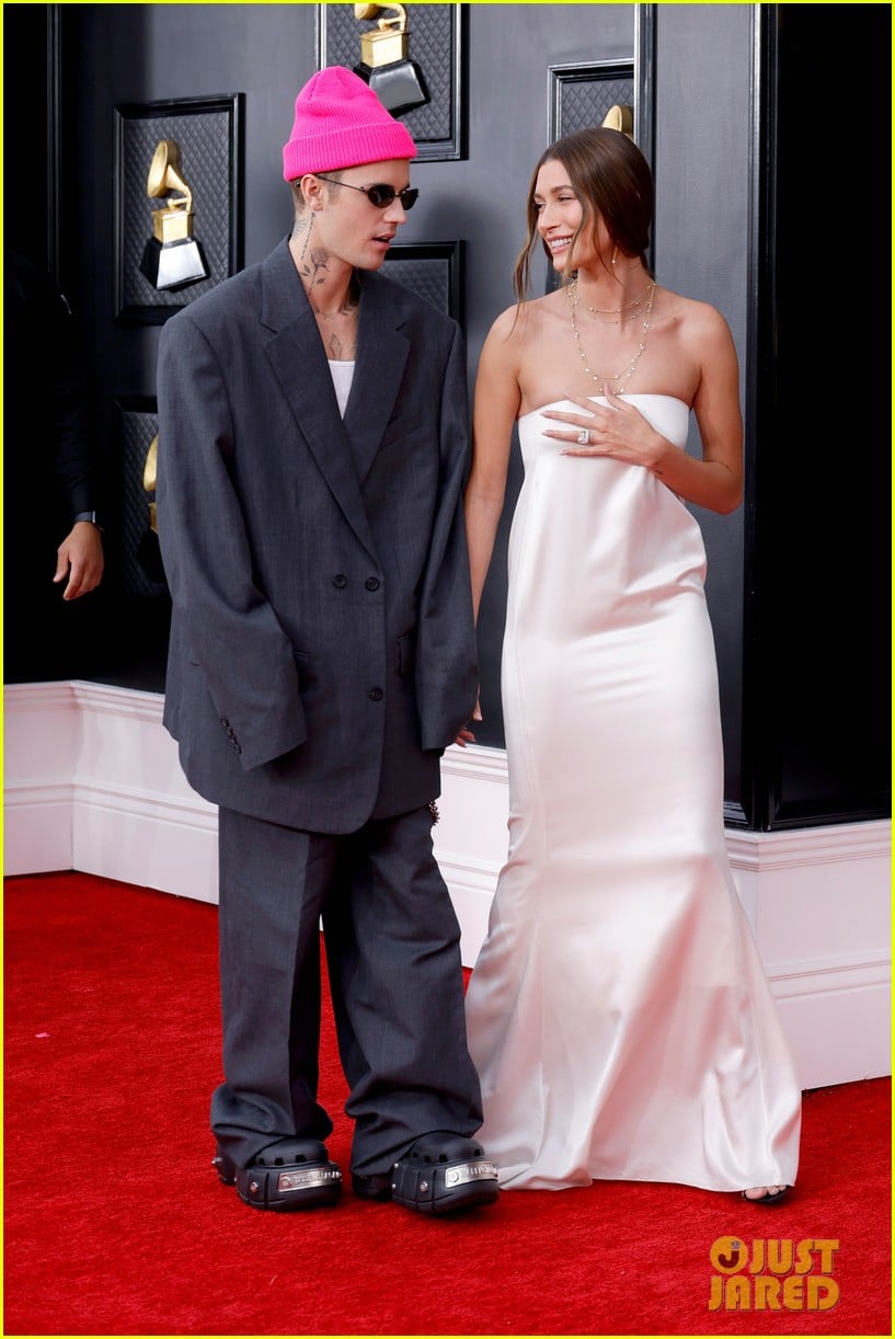 Photo justin hailey bieber grammys 2022 09 Photo 4738625 Just