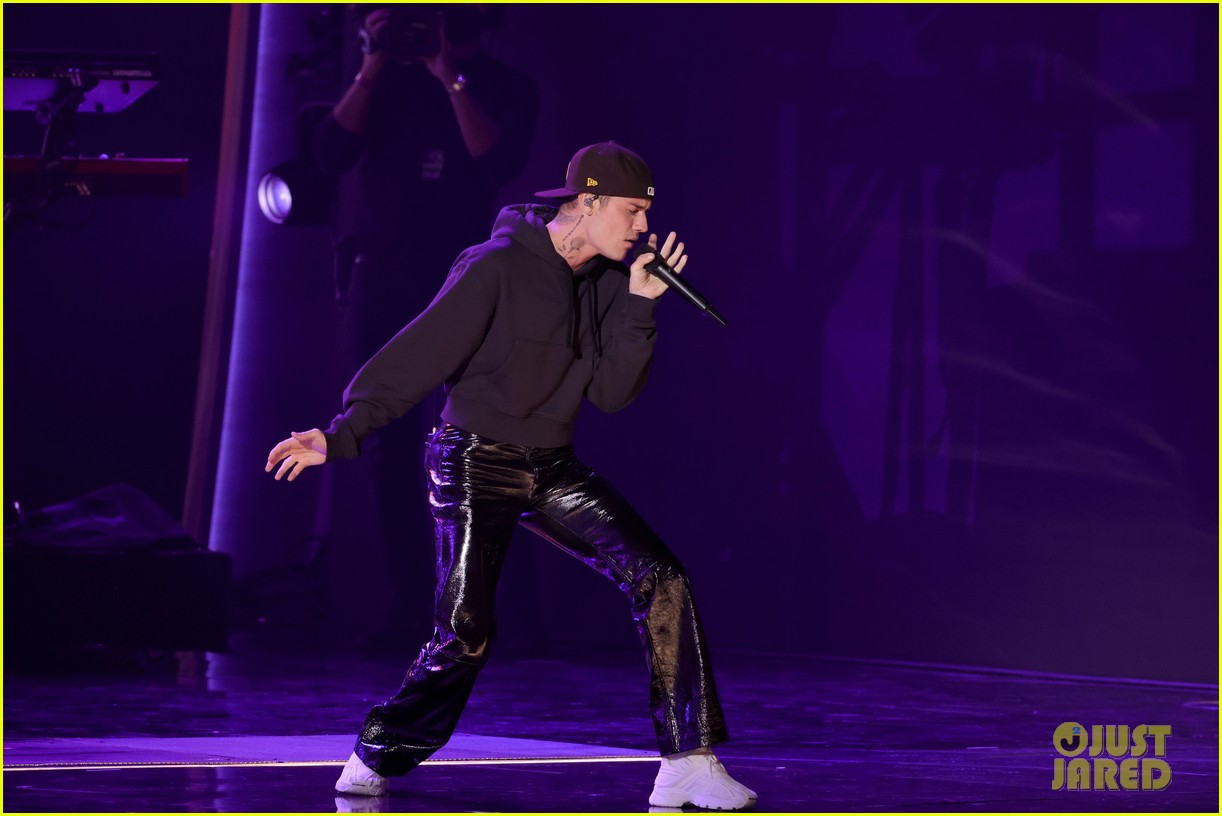 Justin Bieber Performs Nominated Song 'Peaches' at Grammys 2022 Photo