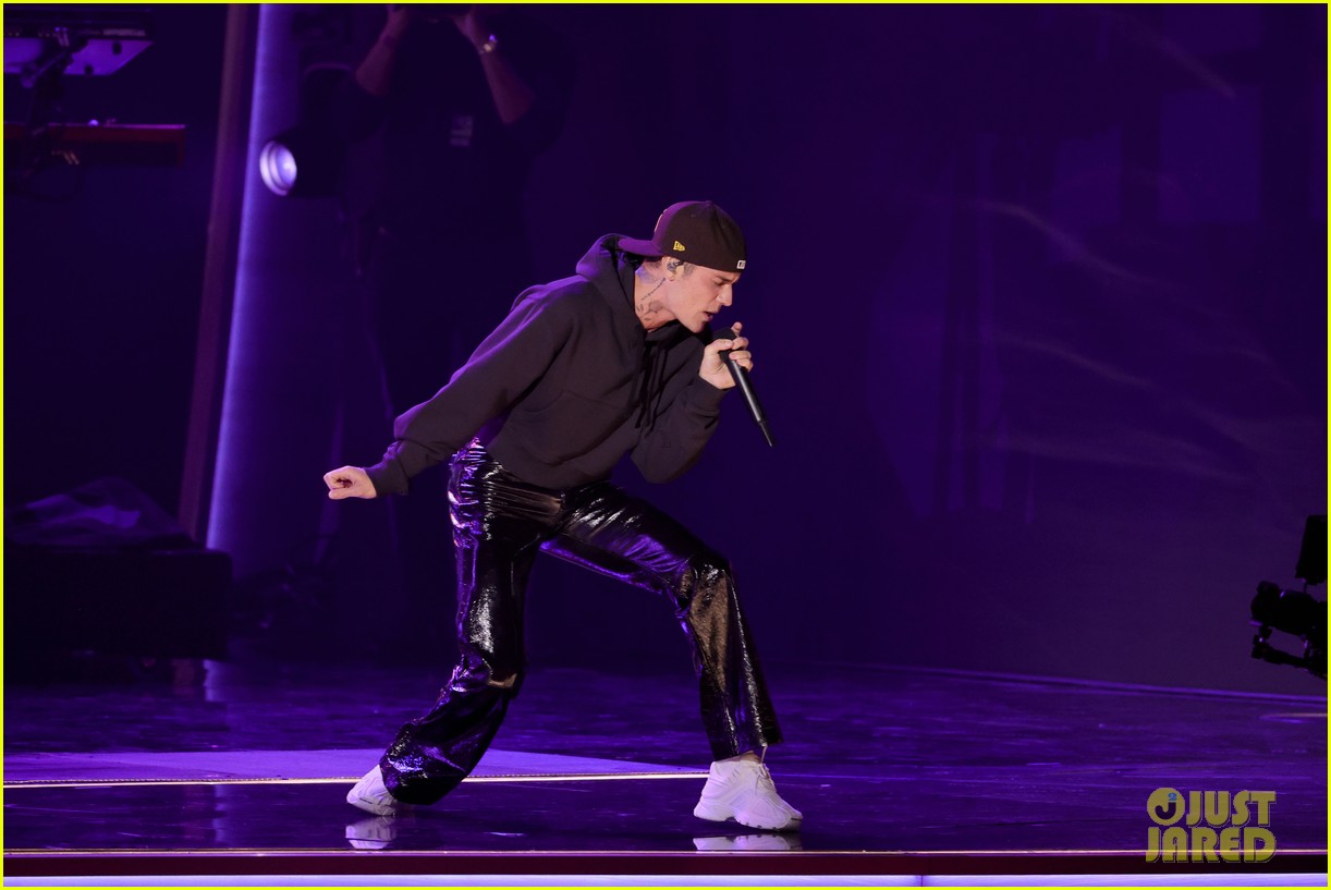 Justin Bieber Performs Nominated Song 'Peaches' at Grammys 2022 Photo