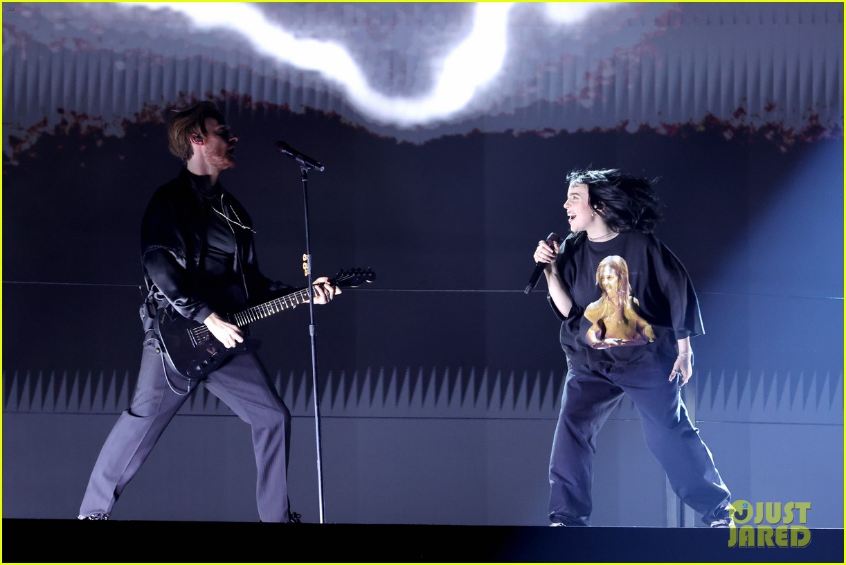 Billie Eilish Honors Late Foo Fighters Drummer Taylor Hawkins for Her