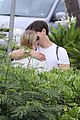 kate bosworth justin long flaunt cute pda in new photos from hawaii trip 04