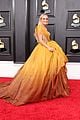 carrie underwood princess moment at grammys mike fisher 04