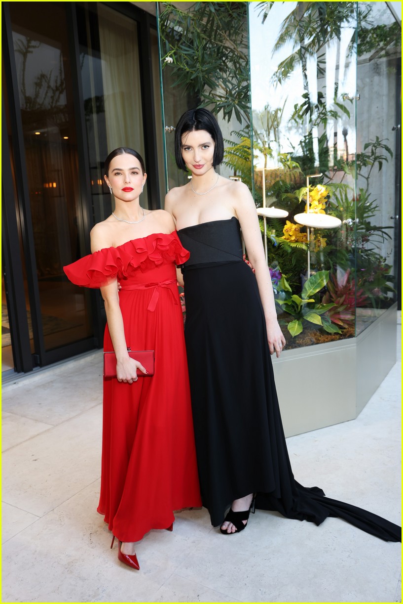 Zoey Deutch Gets All Glammed Up for Tiffany & Co. Event with Meadow