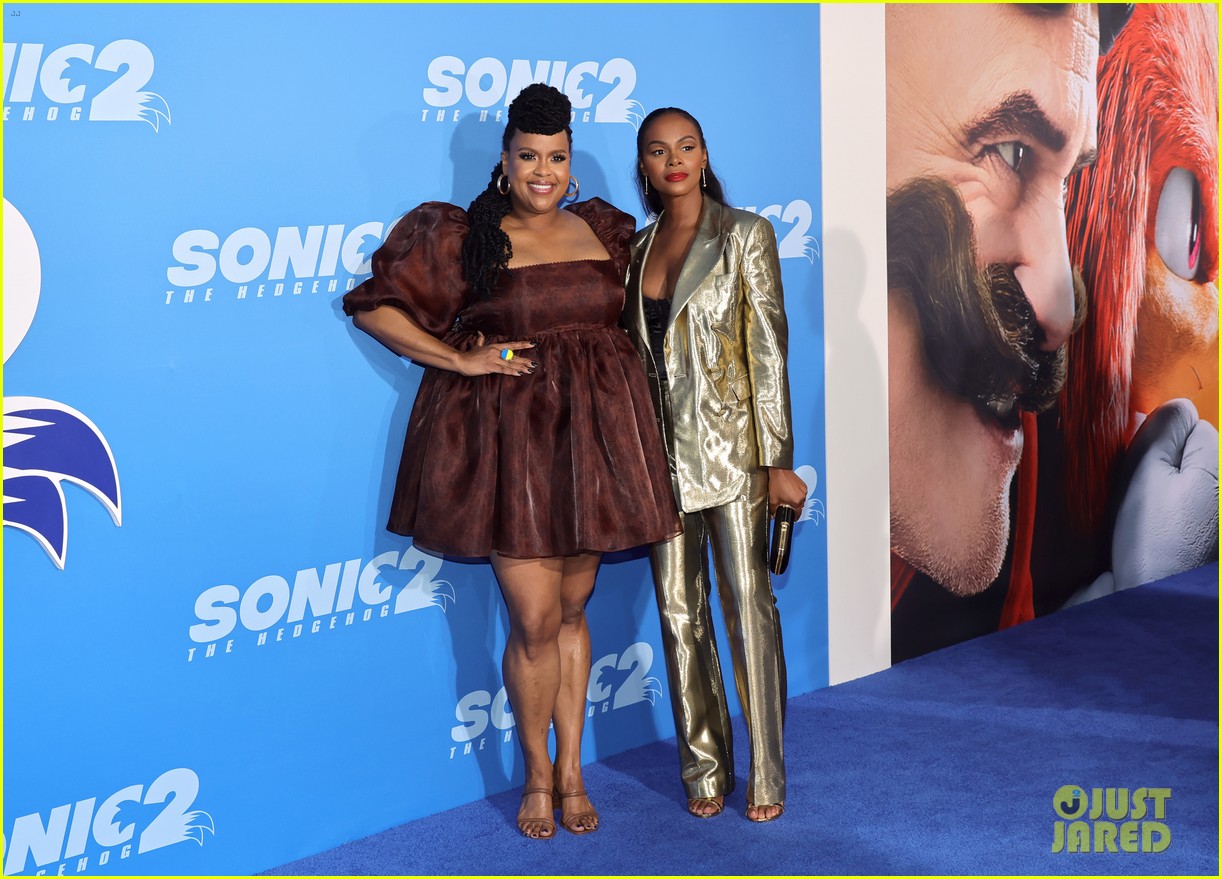 idris elba joined by wife sabrina daughter isan at sonic 2 044740369