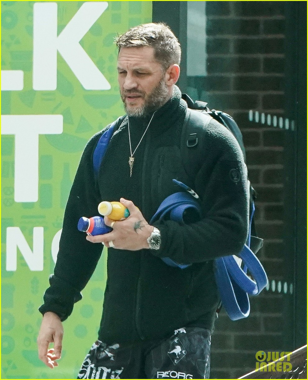 Tom Hardy Spotted in His Workout Gear While Heading to the Gym