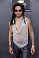 lenny kravitz chainmail top grammys red carpet 02