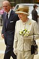 queen elizabeth honors prince philip on death anniversary 05