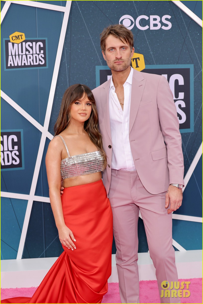 Maren Morris & Husband Ryan Hurd Couple Up on CMT Music Awards 2022 Red