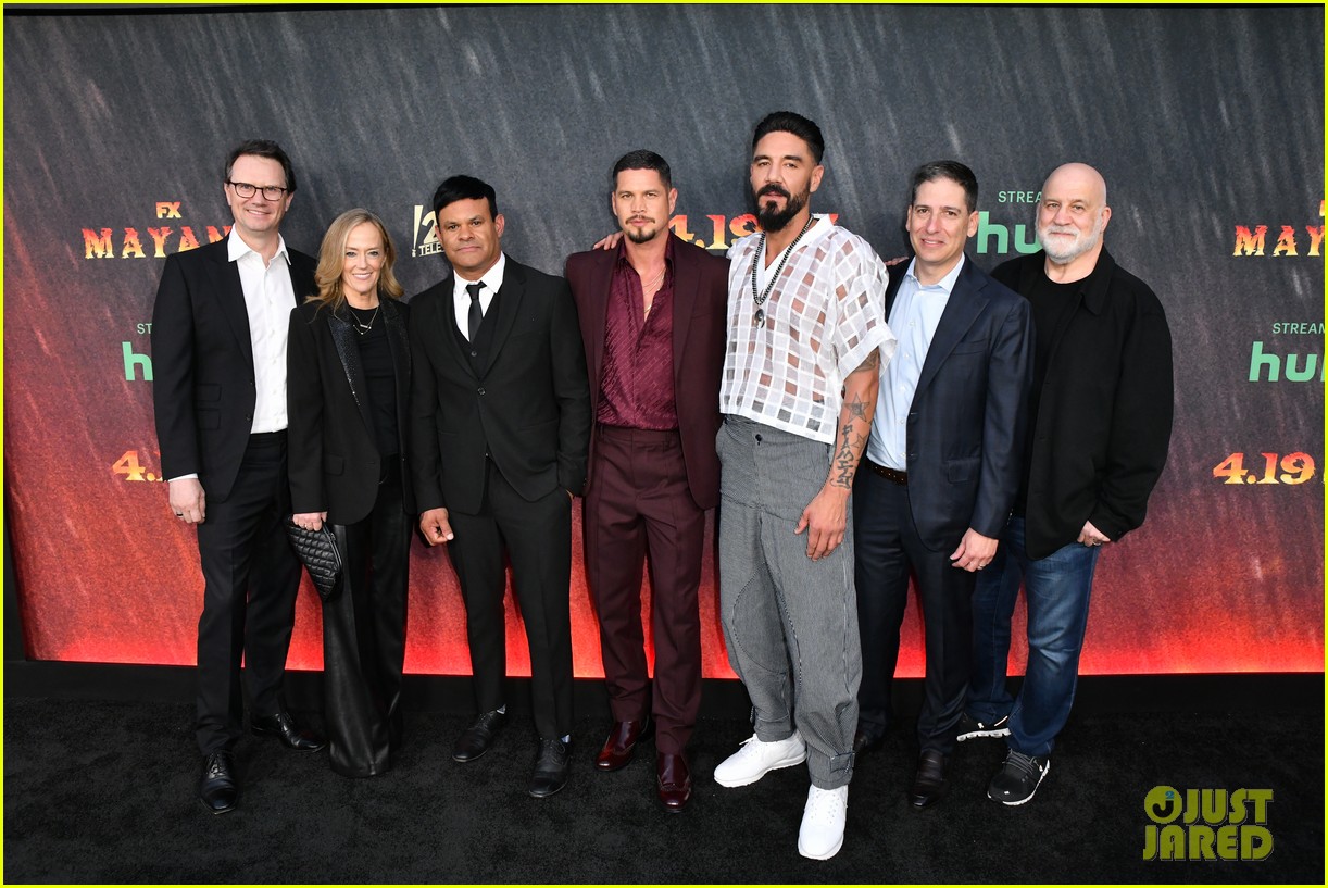 JD Pardo, Clayton Cardenas, Sarah Bolger & More Celebrate Season Four