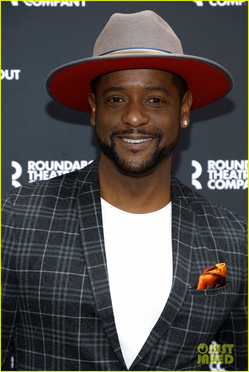 Debra Messing Celebrates Opening Night of New Broadway Show 'Birthday