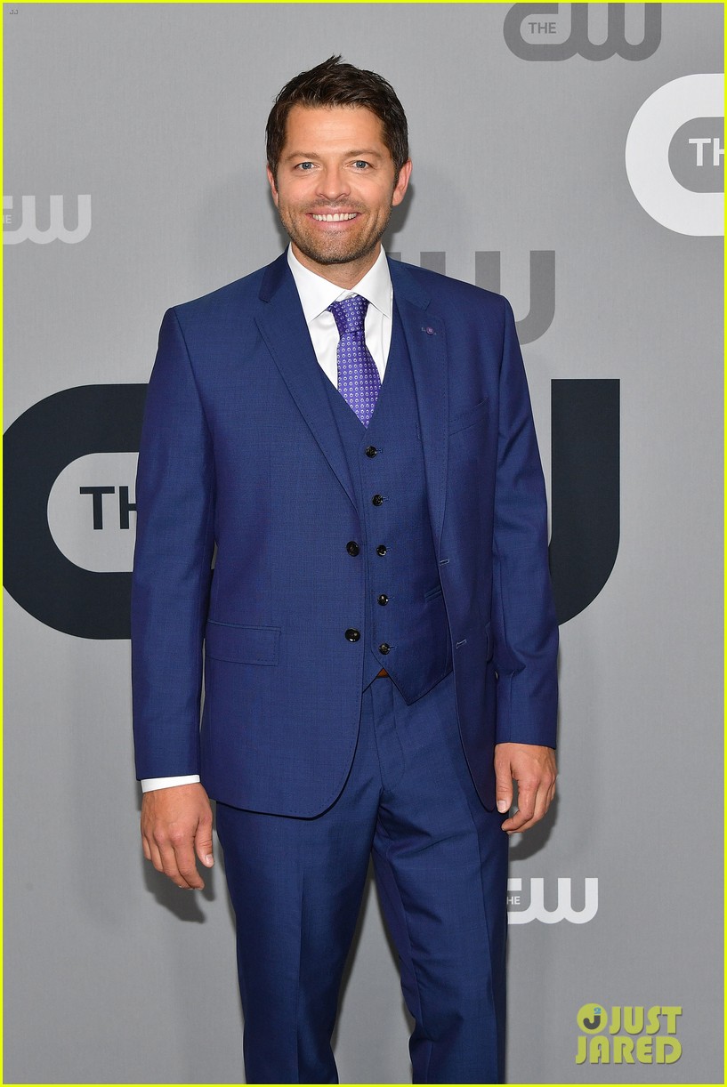 Misha Collins Clarifies He's Not Bisexual, Apologizes for His 'Clumsy' Language Photo 4748900