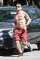 ryan phillippe shirtless on a run 02