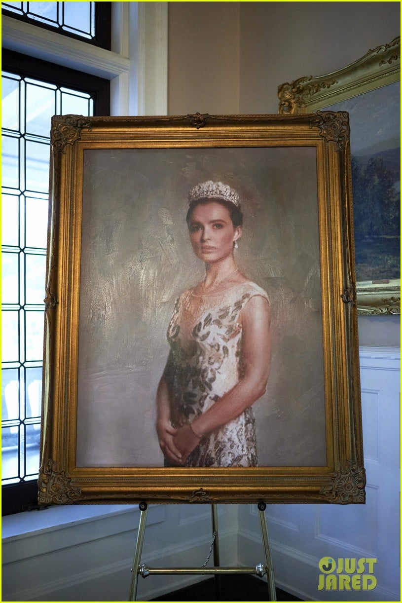 Photo royal runaway romance hallmark channel pics sneaks 25 photo