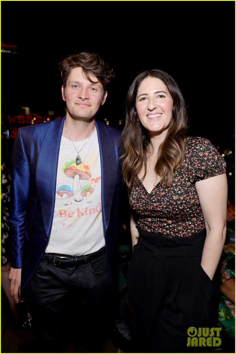 Natasha Lyonne & Amy Poehler Promote 'Russian Doll' Season Two at