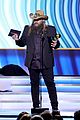 chris stapleton joined by wife morgane at grammys 03