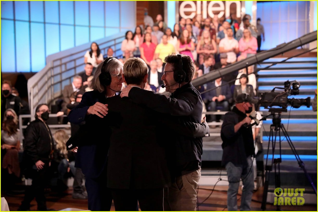 Photo billie eilish final ellen appearance 30 Photo 4765518 Just